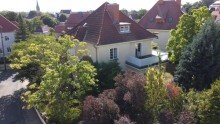 R�ckansicht Zeitlose Eleganz im Bauhaus-Stil: Ihr neues Zuhause mit Charakter