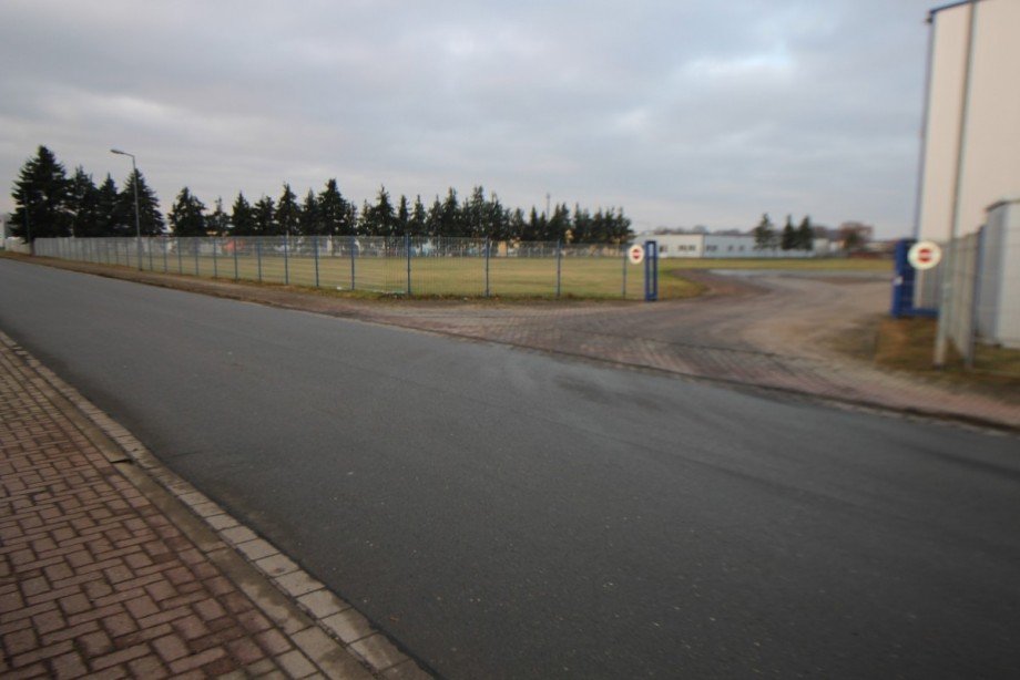 Zufahrt Halle Hoym