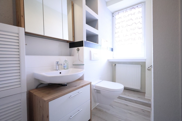 2. OG Bad mit Dusche Reihenmittelhaus Aschersleben