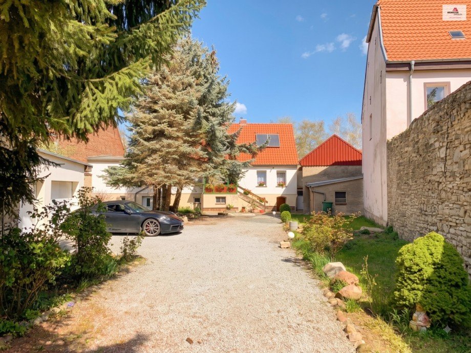 idyllische Hofeinfahrt Einfamilienhaus Westeregeln