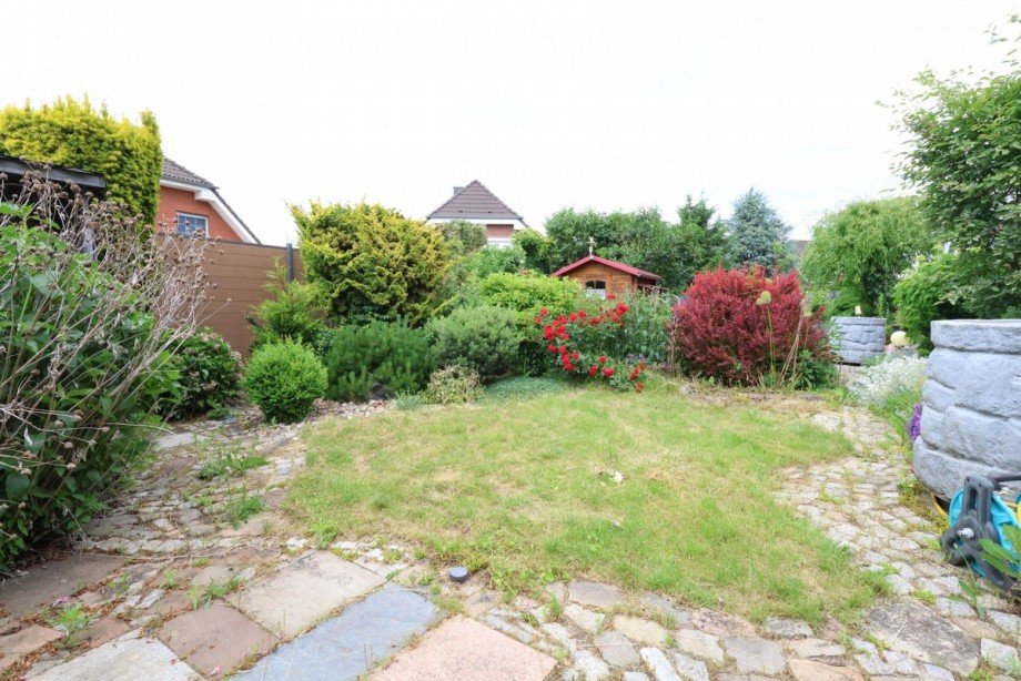 pflegeleichter Garten Reihenhaus Magdeburg