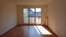 Wohnzimmer mit Balkon Vermietete Eigentumswohnung - Perfekt f�r Kapitalanleger!