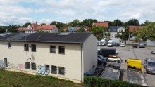R�ckseite Gewerbehof mit vielen Entwicklungsm�glichkeiten in zentraler Lage mit Parkpl�tzen