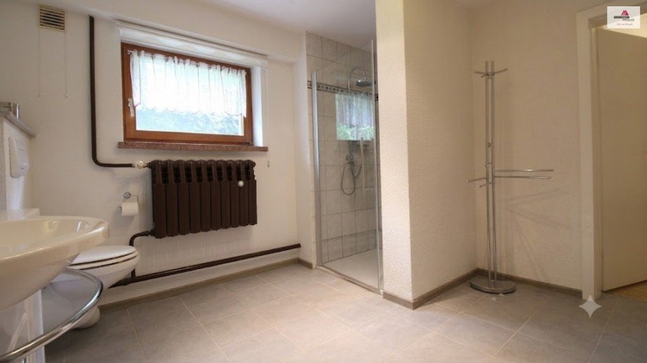 Bad KG mit Dusche Einfamilienhaus Aschersleben OT Freckleben