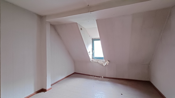 Dachboden zum ausbauen Mehrfamilienhaus Bernburg