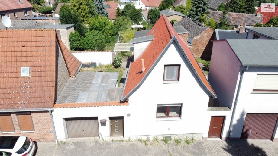 Stra�enansicht Einfamilienhaus Giersleben