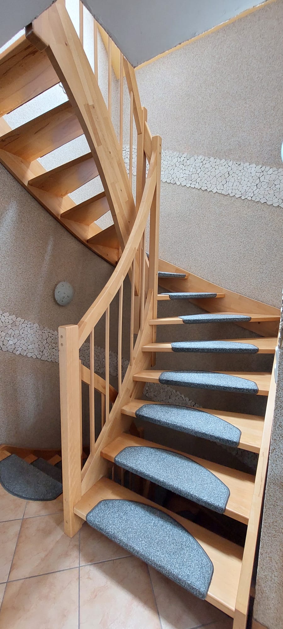 Holztreppe Einfamilienhaus Lehre / Gro� Brunsrode