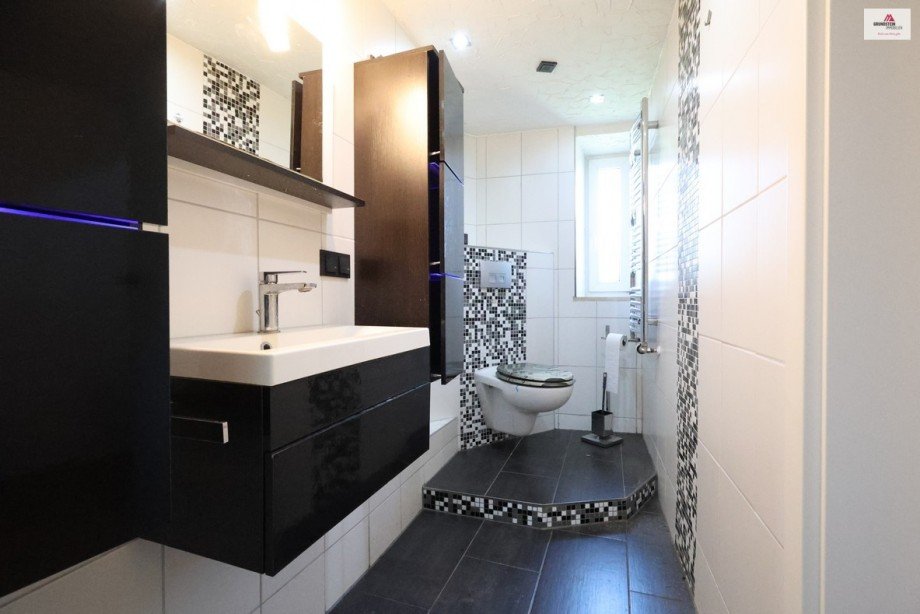 WC mit Dusche Einfamilienhaus Giersleben