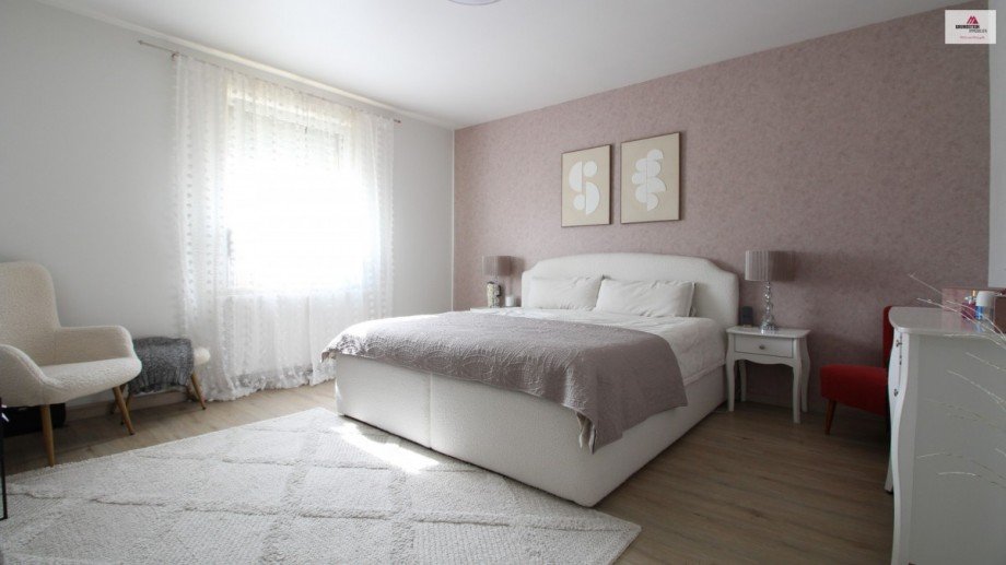 Schlafzimmer Doppelhaush�lfte Aschersleben