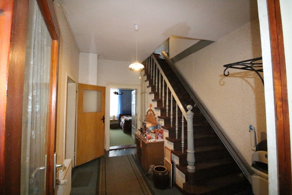 Diele Doppelhaush�lfte Schneidlingen