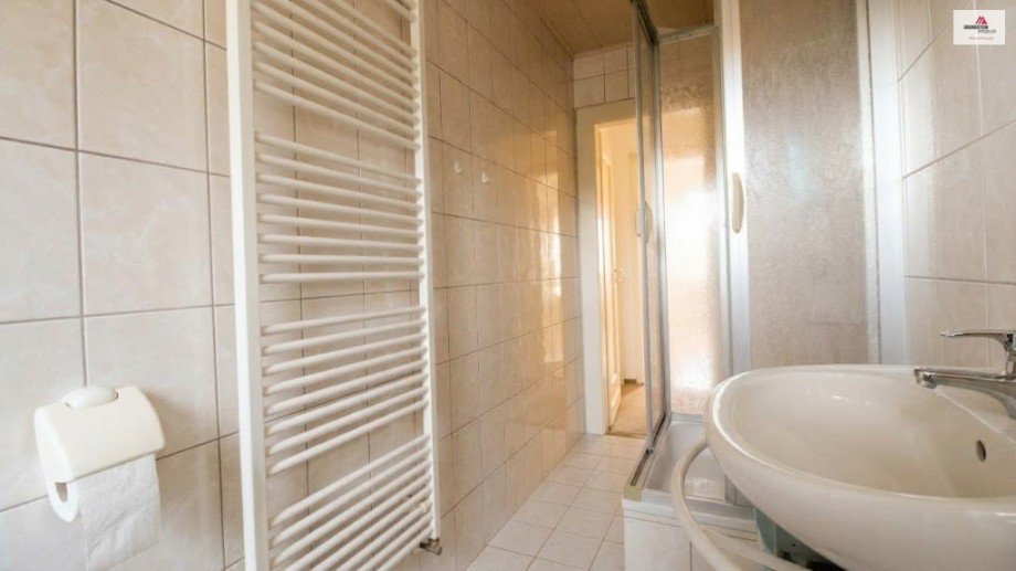 Bad OG Zweifamilienhaus Aschersleben