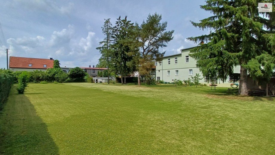 weitl�ufiger Garten Einfamilienhaus G�sten OT Osmarsleben