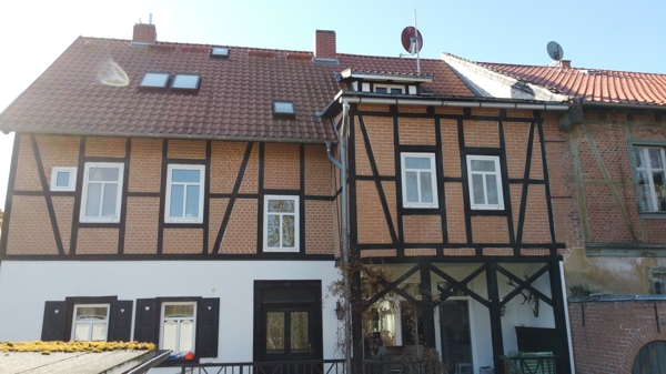 Hofansicht Zweifamilienhaus Ballenstedt