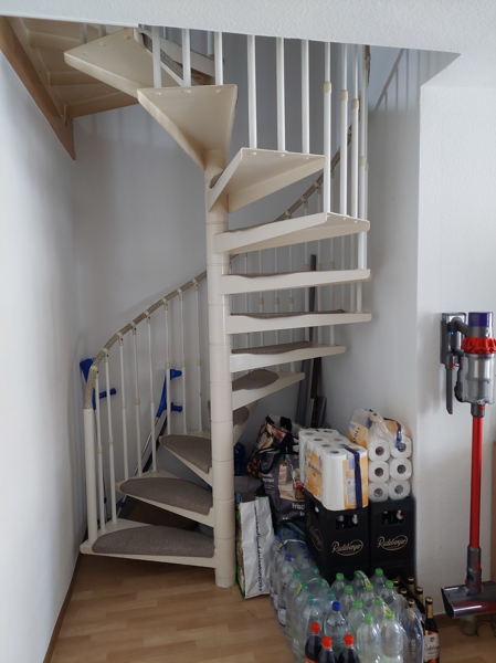 Treppe in der Wohnung Etagenwohnung Aschersleben