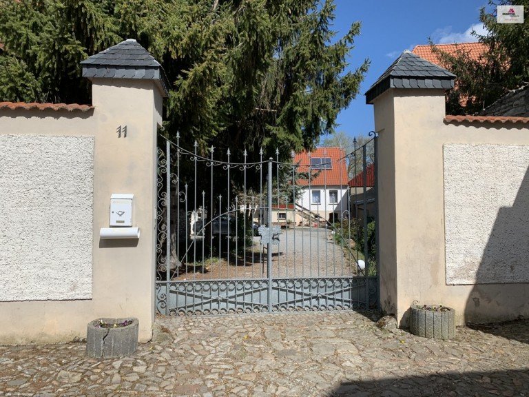 Willkommen... Westeregeln Einfamilienhaus Verstecktes Juwel unweit von Magdeburg: Ein Anwesen mit Fachwerk-Charme und luxuri�sem Flair