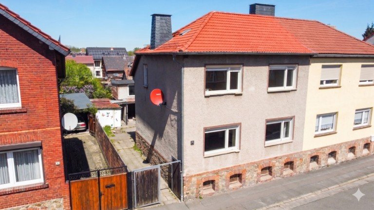 Stra�enansicht Thale Doppelhaush�lfte Stadthaus mit viel Potential