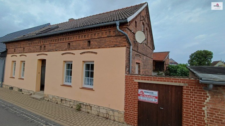 Strassenansicht Falkenstein Harz/ OT Ermsleben Einfamilienhaus Ihr zuk�nftiges Zuhause wartet auf Ihre Handschrift!