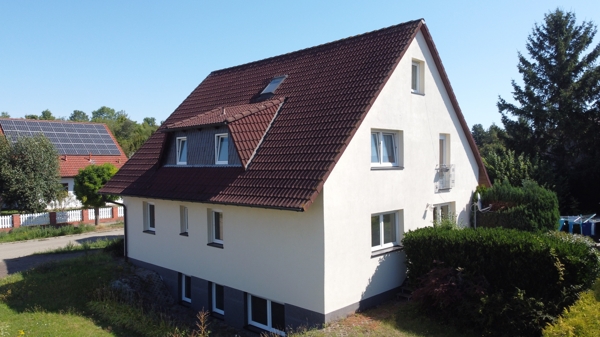 Stra�enansicht Halberstadt Mehrfamilienhaus Investition mit Perspektive: Gepflegtes Dreifamilienhaus am Stadtrand von Halberstadt
